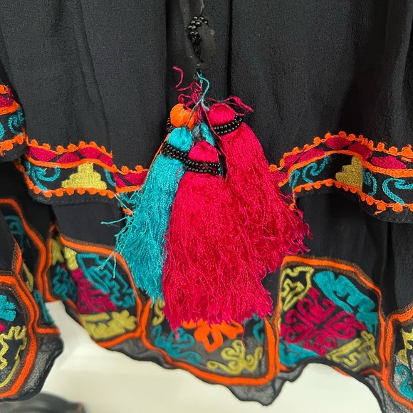 Hermant & Nandita Dress- black and neon with tassels - Picture 3 of 5